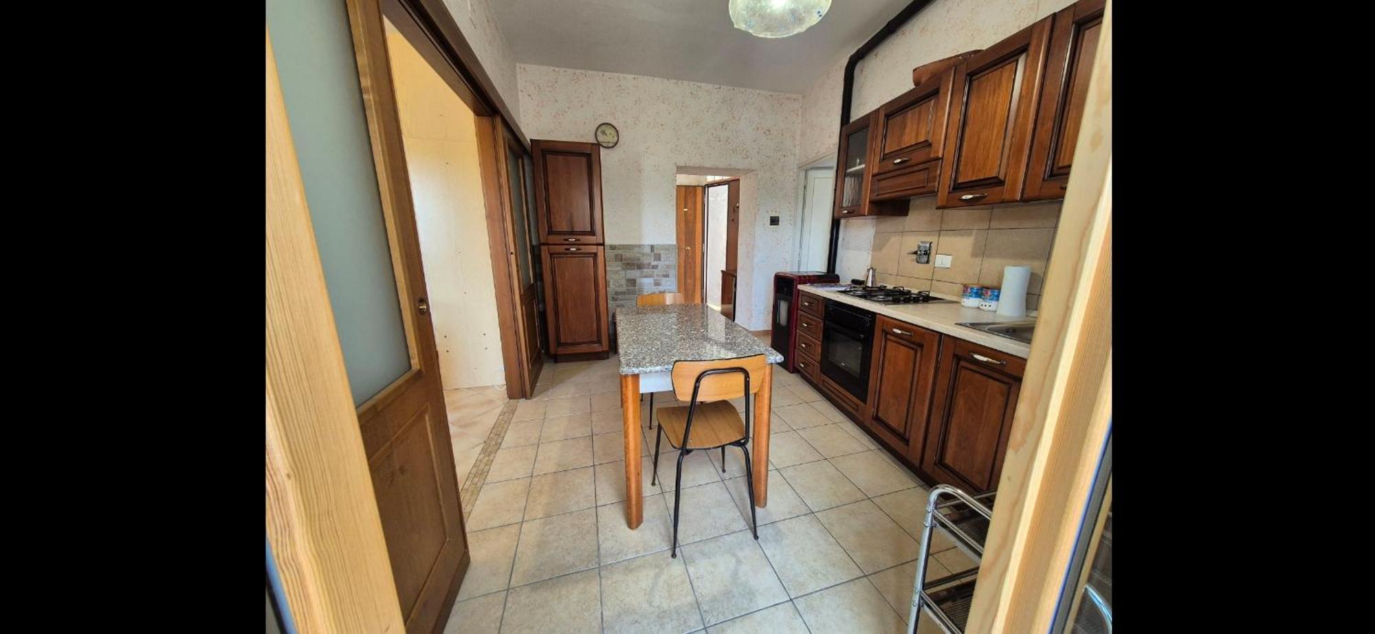 La Casa In Piazza Apartment Toffia Exterior foto